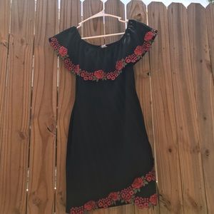 Black off-shoulder Flower dress